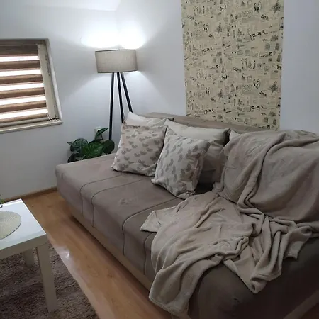 Stefan Apartamento