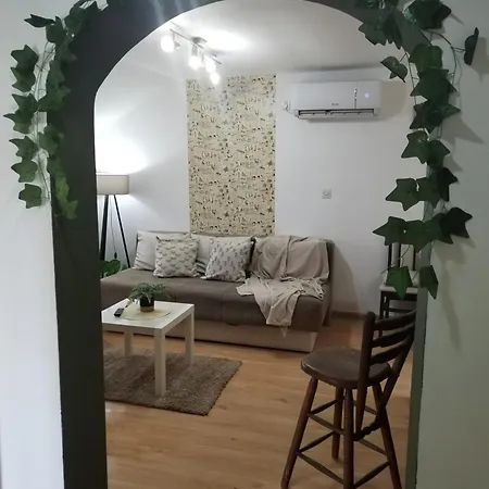 Stefan Апартаменты *